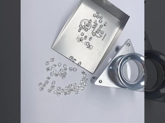 আলগা ল্যাব হীরা জন্মানো